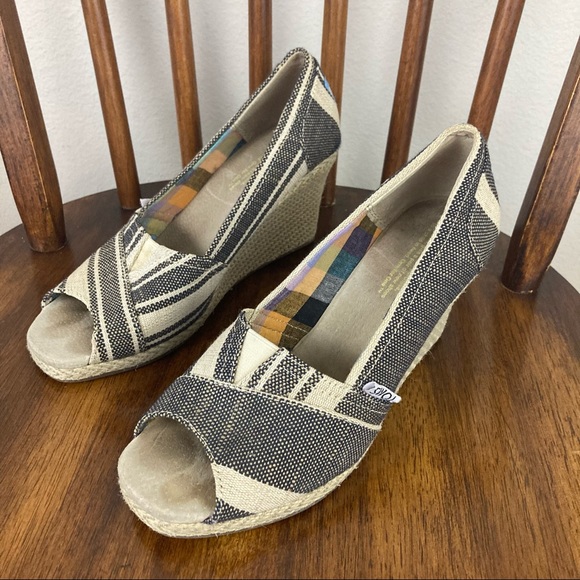 Toms Striped Espadrille Woven Heel Wedges Sz 7.5 - Picture 1 of 6